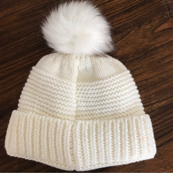 ▪️Knit Beanie with Fur PomPom - Picture 2 of 4